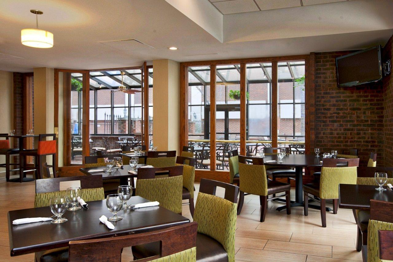 Days Inn By Wyndham Baltimore Inner Harbor Экстерьер фото