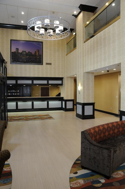 Days Inn By Wyndham Baltimore Inner Harbor Экстерьер фото